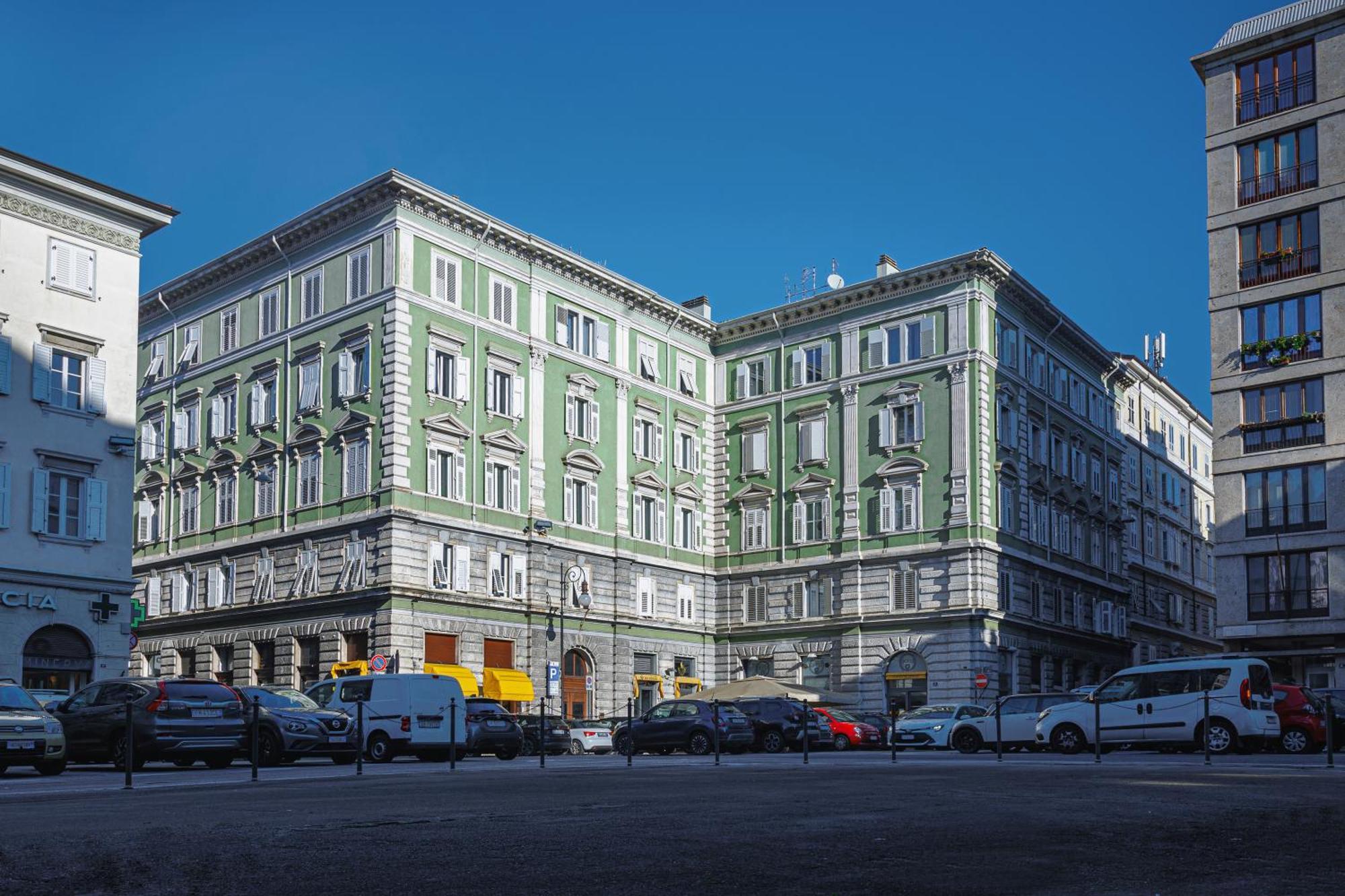 Residence Piazza Giotti 8 Trieste Luaran gambar