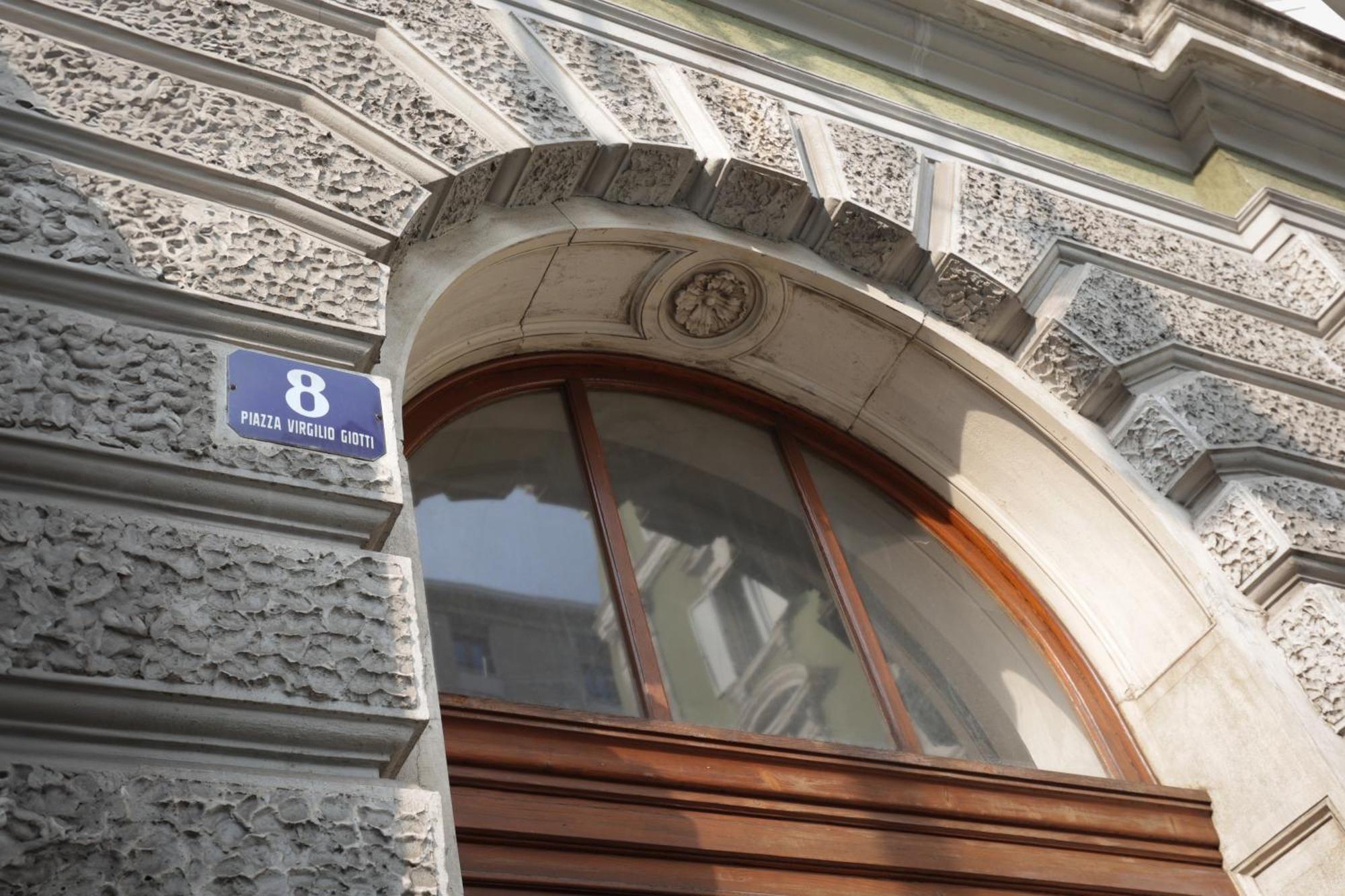 Residence Piazza Giotti 8 Trieste Luaran gambar
